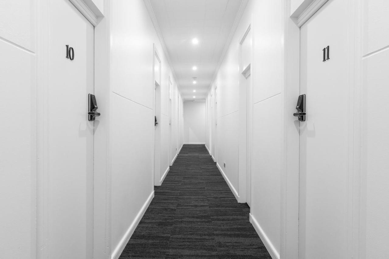 Sydney Junction Hotel 3*