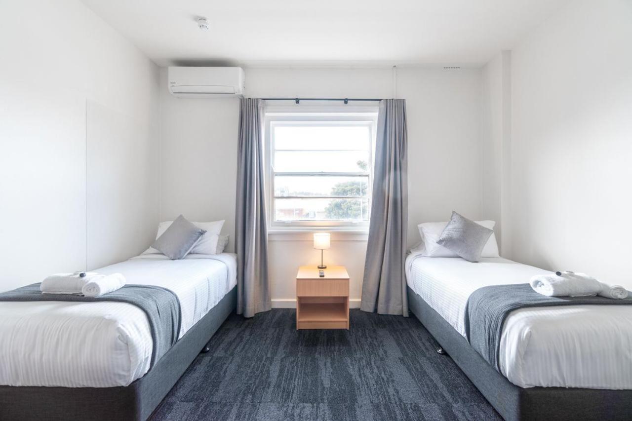 Sydney Junction Hotel 3*